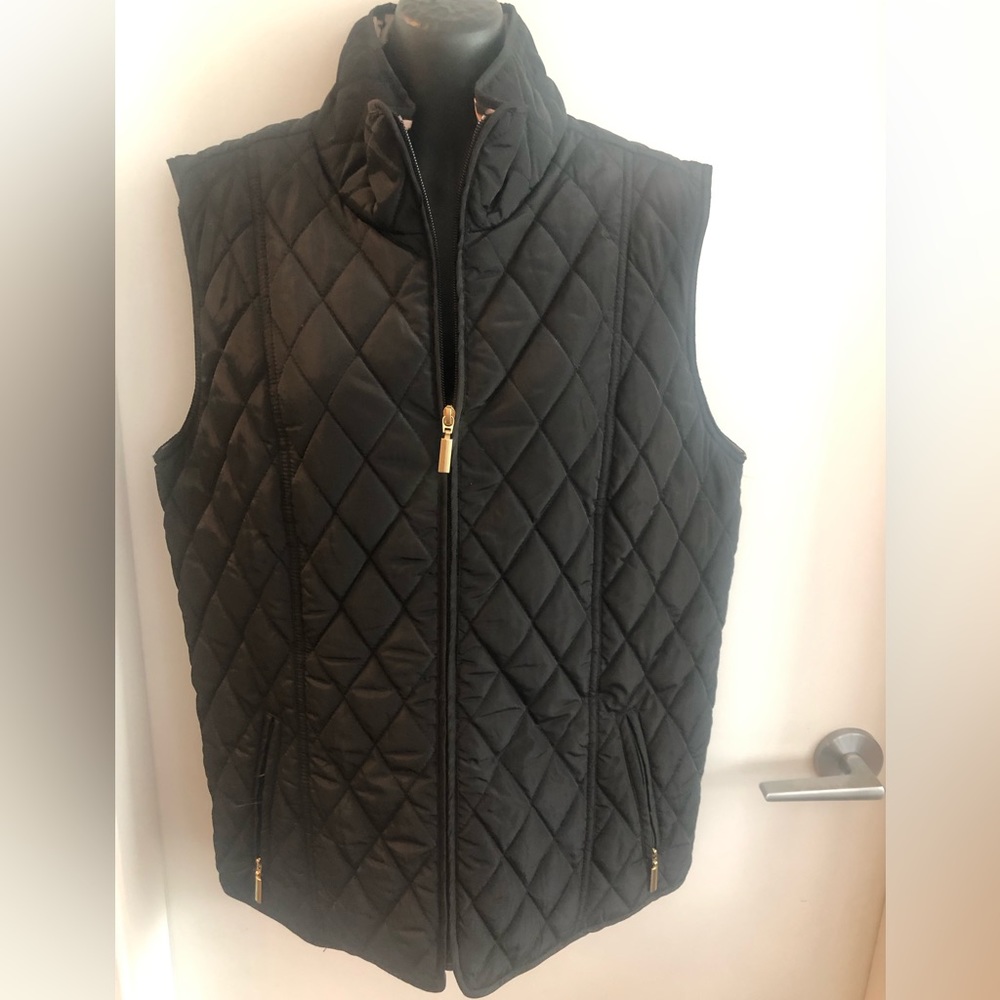 2/$40 Tradition XL black vest - Picture 3 of 9